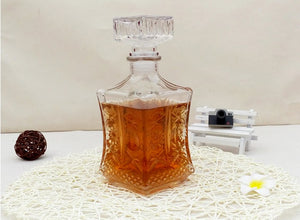 Glass Whisky Bottle JR 1091